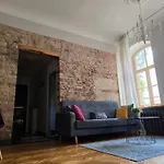 Al Pacino Baby Apartment