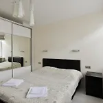 Nice & Cheap Apartment And Free Parking