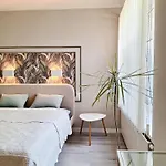 Newly Made Apartment With Private Entrance - 1St Floor