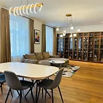 Spacious Modern And Central Flat