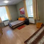 Happy Hostel