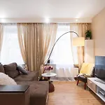 Baltic Amber In Diplomatic District & Free Parking
