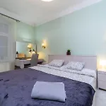 Centrs Sanctuary