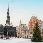 Riga Old Town Riverside Apartment