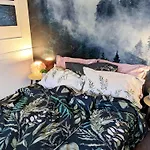 Caka Non-Smoking Apt And Free Parking