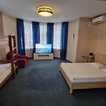 Central Hotel With Free Parking