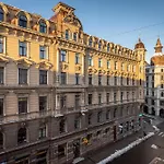 M4 Studio Apartments