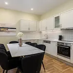 K1820 Family Apartments