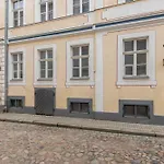 Mansard In Old Town