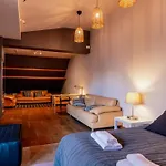 Spacious 2-Story Apt. W/ Terrace - 280 M2