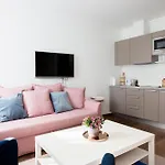 Cozy Old Town Studio Apartment