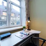 Quiet Hideaway In Centre