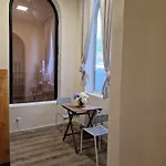 Anna\'S Apartment