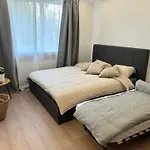 Comfy Central Apartment In Riga