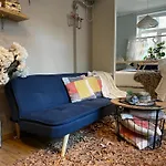 Pristine 1Br Apt In City Center W/ Patio And Parking