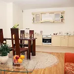 Central Apartment With Terrace