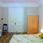 Elegant Apartment