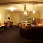 Green Apple Hotel