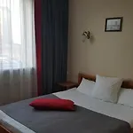 Riverside Hotel