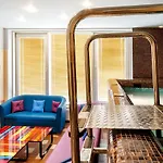 City Hotel Teater