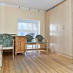 Arsenal Apartment