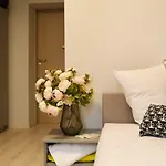 Bridge Hotel
