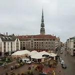 Old Riga Dome Square Apartment