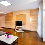 Old Riga Central Family Apartment