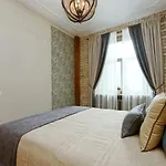 Dzirnavu Residense