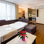 Old Riga Central Family Apartment