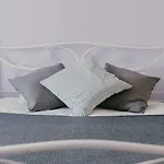 Izu Home