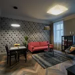 Deco Apartment