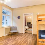 Charming Spacious 3 Bedroom In Old Town