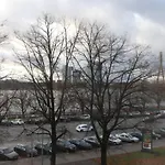 Heart Of Old Town - Riverside View