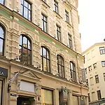 Rixwell Centra Hotel