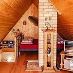 Guest House Sampetera Maja