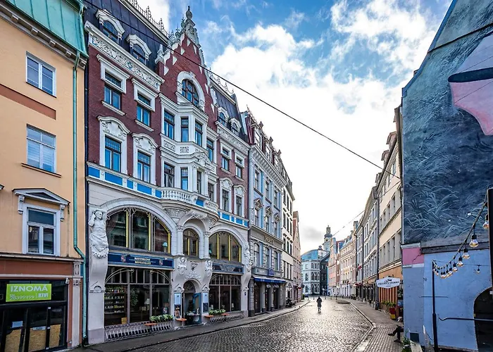 Blue Bird Hostel In Riga Old Town