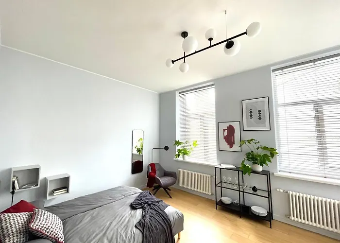 Quiet Studio In Riga City Centre - Self Check-In, Walkable To Major Attractions