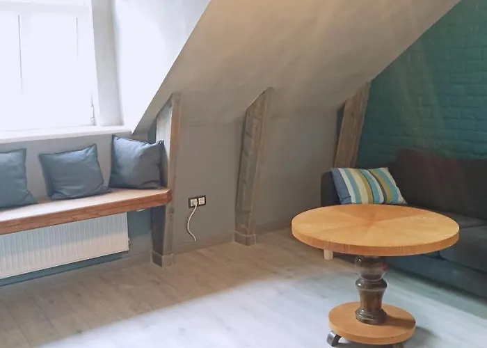 Old Town Cute Flat 2 Beds 2 Baths
