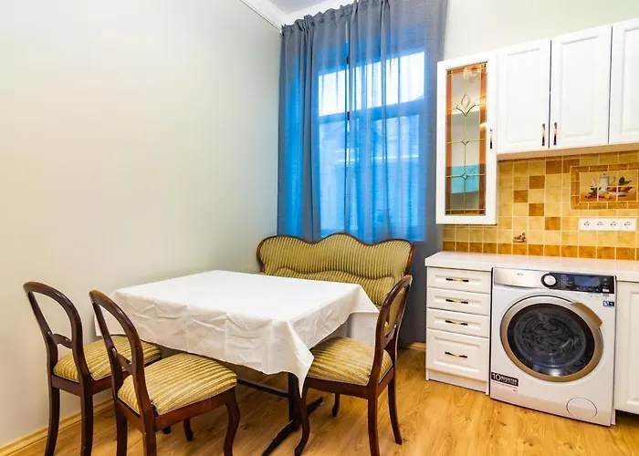 Spacious Apartment In The Heart Of Riga