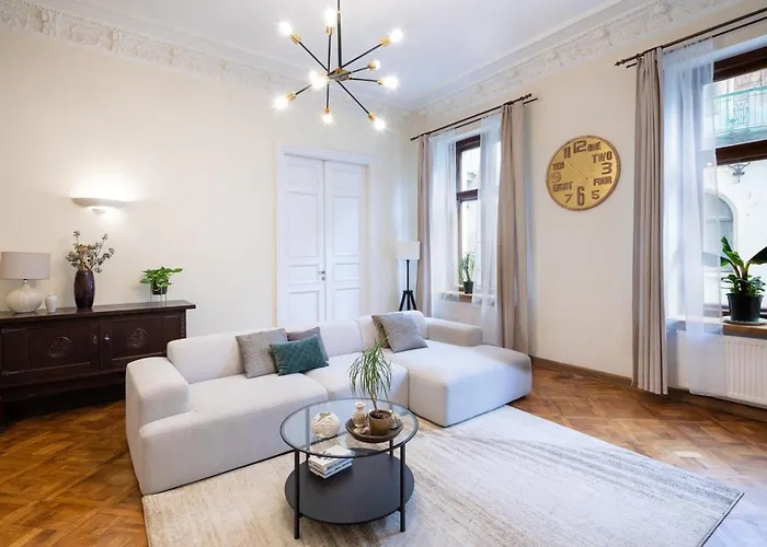 Old Riga Modern And Spacious 2 Bedroom Apartment