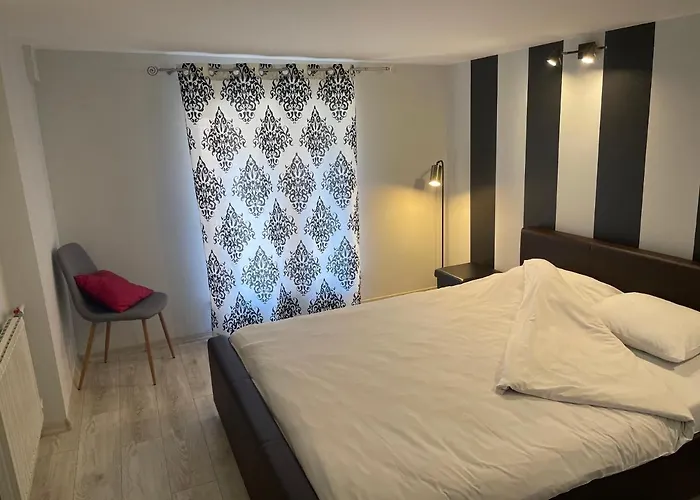 Modern-Style Flat 2
