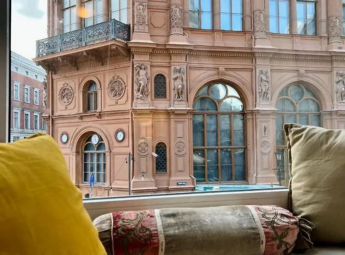 Dome Square Apartment
