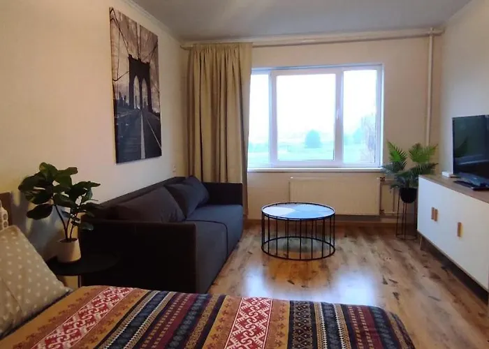 Happy Family Apartment