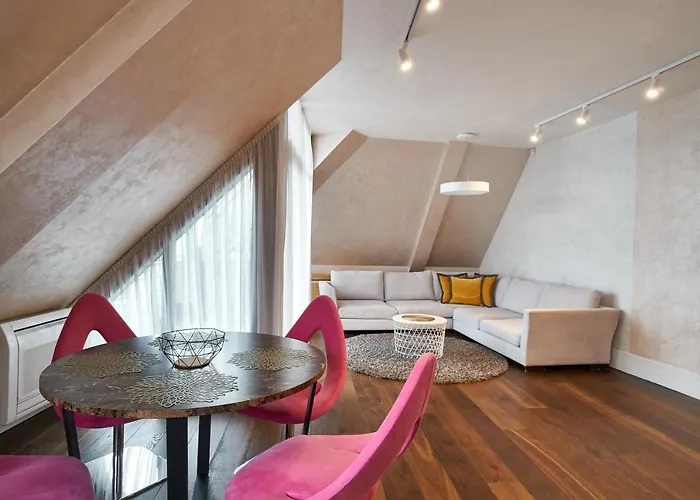 Emi Apartment