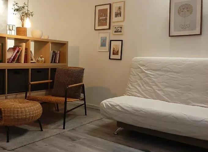 New! Cozy Apartment With Free Guarded Parking