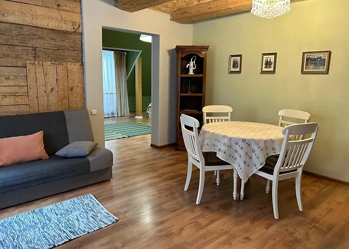 A1 Apartments With Free Parking