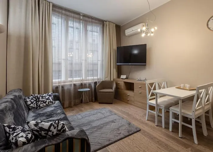 Beautiful 1Bd Old Town Apartment