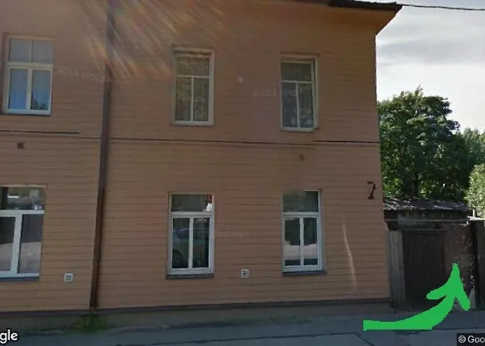 Colorfull Experience In Hause Built 1910 Fast Free Wifi Free Parking