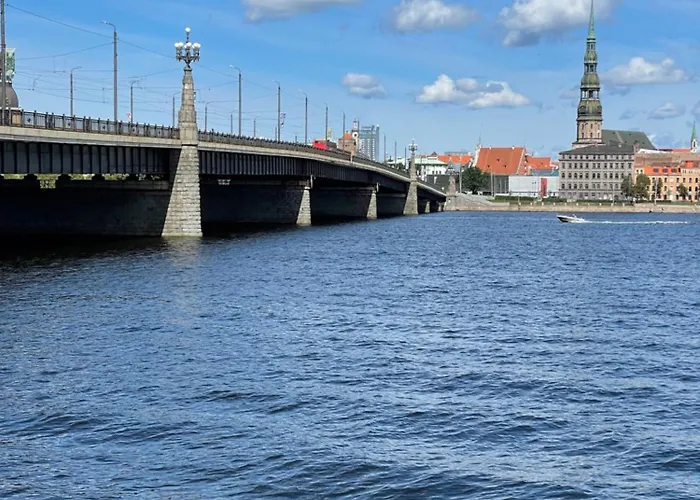 Cozy Place On The Left Bank
